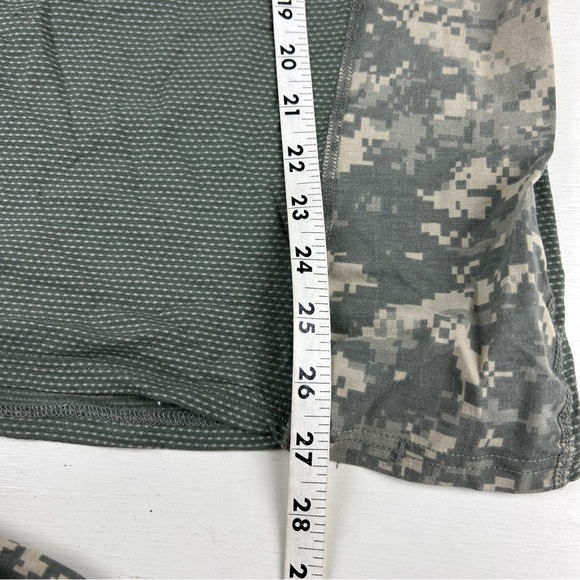 Massif Army Combat Shirt Camo Men’s Size Small Base Layer Team Soldier Set Of 2 - Picture 5 of 6